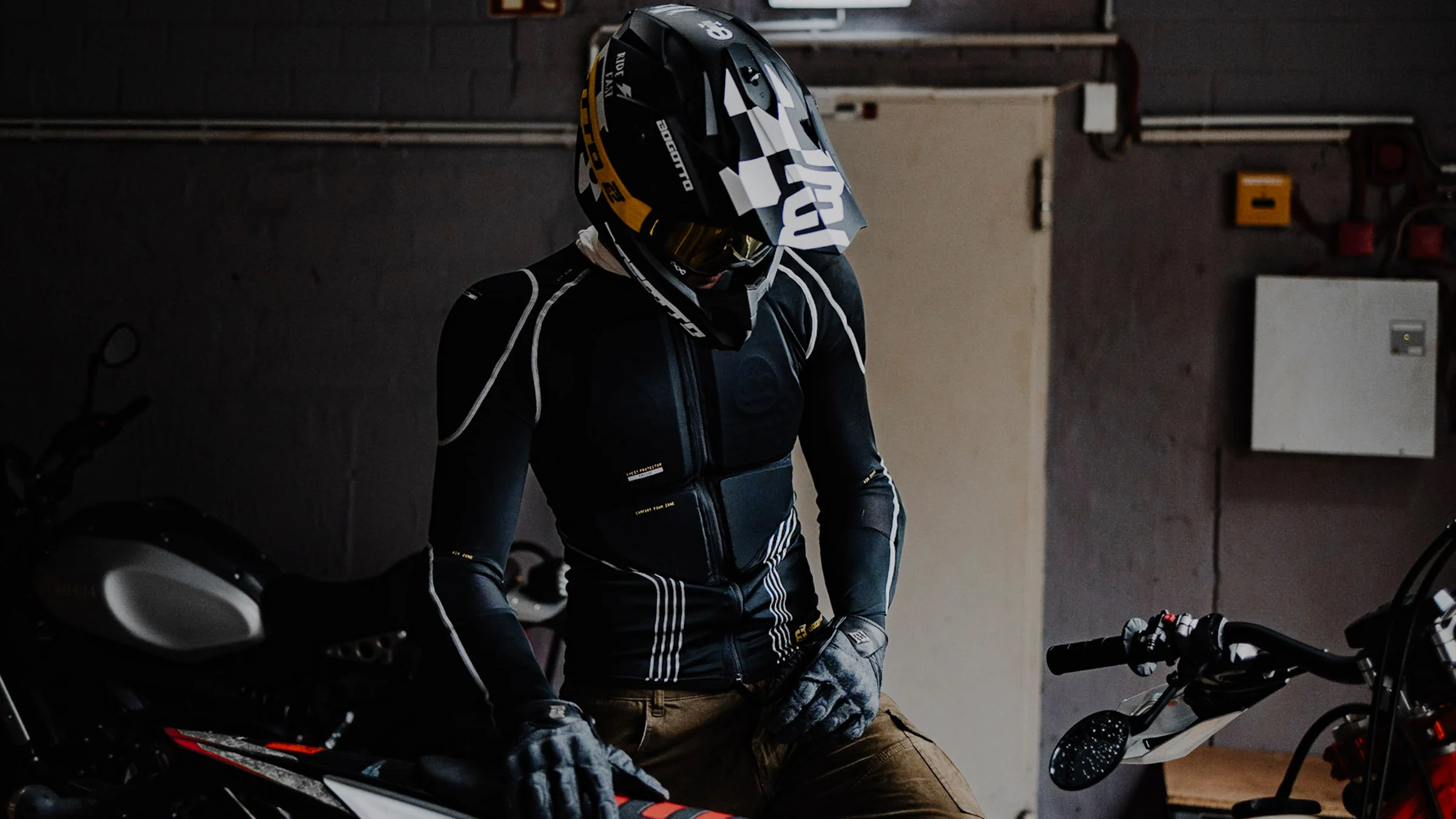 Macnakka Winkel -Macnakka Winkel bogotto collection protectors